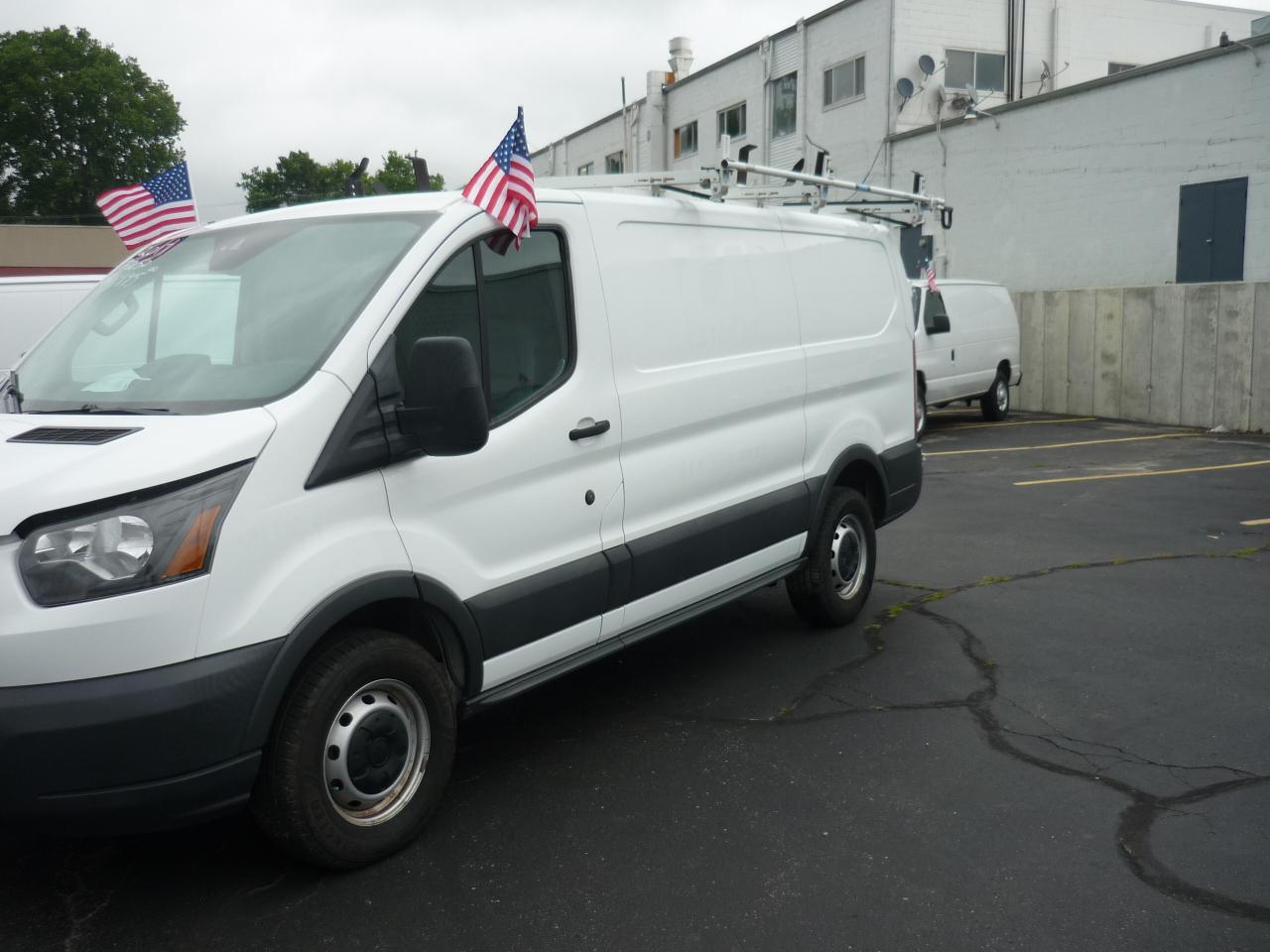 ford transit van 2017 1FTYR1ZM5HKA90511 image ford transit van 2017 1FTYR1ZM5HKA90511 image